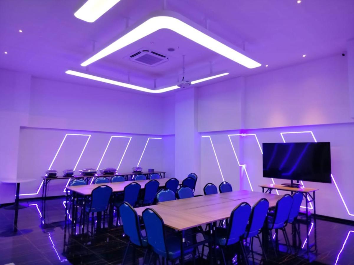 Moritz Biz Gandaria Hotel Jakarta Ngoại thất bức ảnh