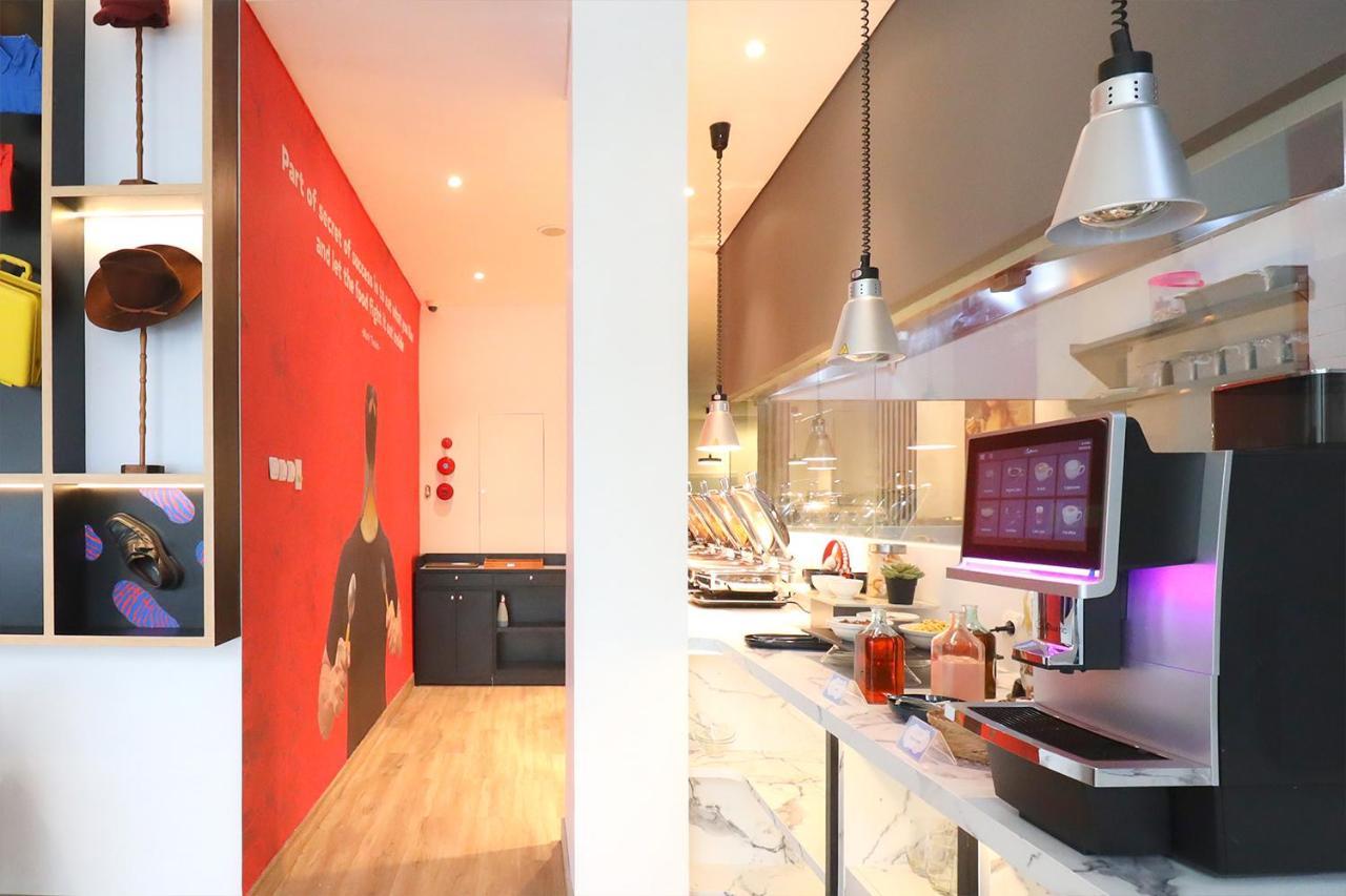 Moritz Biz Gandaria Hotel Jakarta Ngoại thất bức ảnh